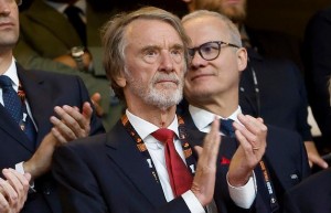 邮报：曼联将在主场提供客场比赛直播观赛服务，每场收25英镑