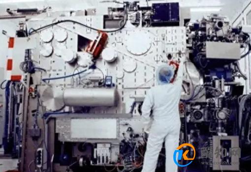 难道叛变了？ASML、荷兰光刻机供应商相继宣布，外媒：事情闹大了